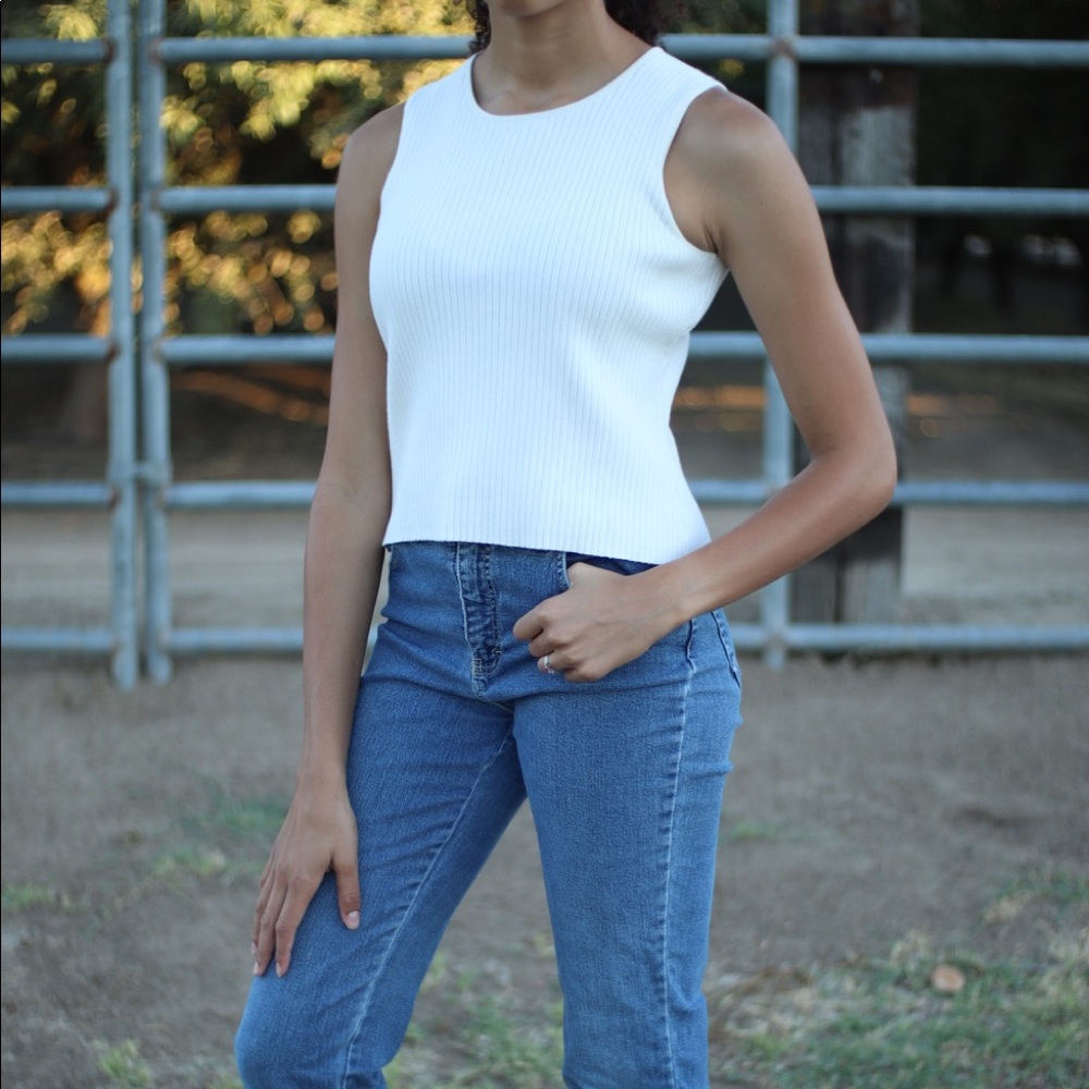 White/cream sleeveless shirt medium